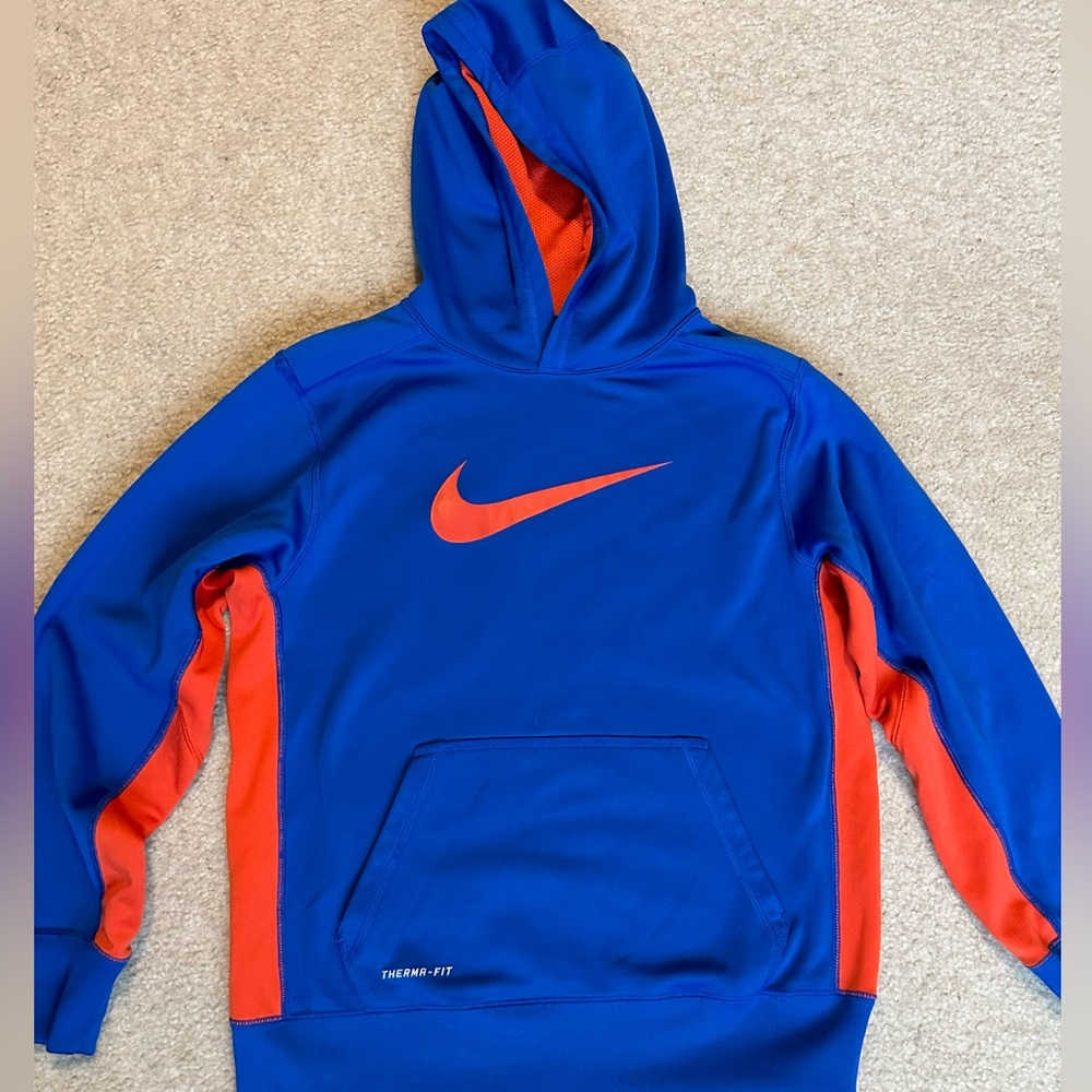 BOYS NIKE THERMA-FIT HOODIE